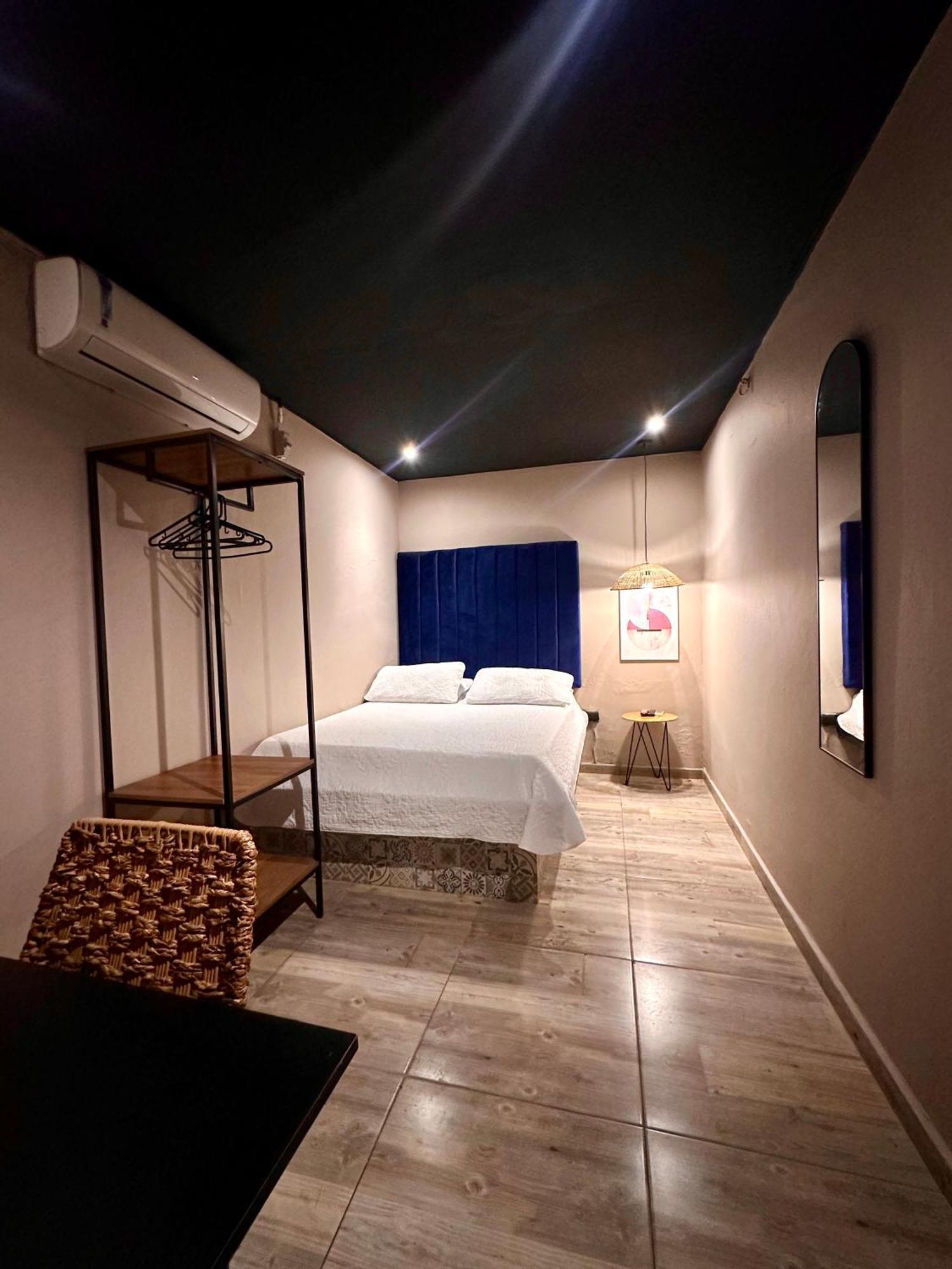 Hotel Londres Valledupar Bagian luar foto