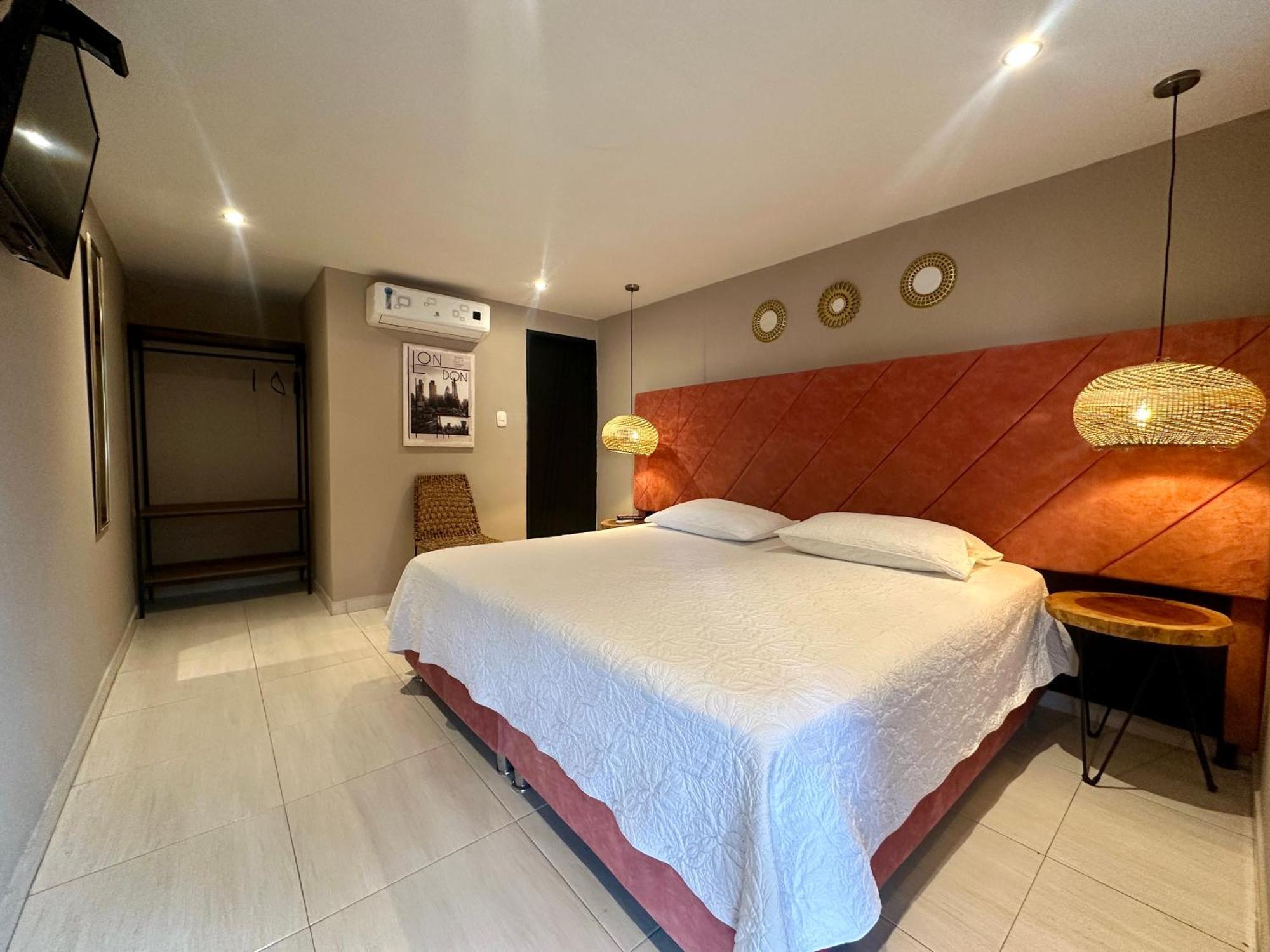 Hotel Londres Valledupar Bagian luar foto