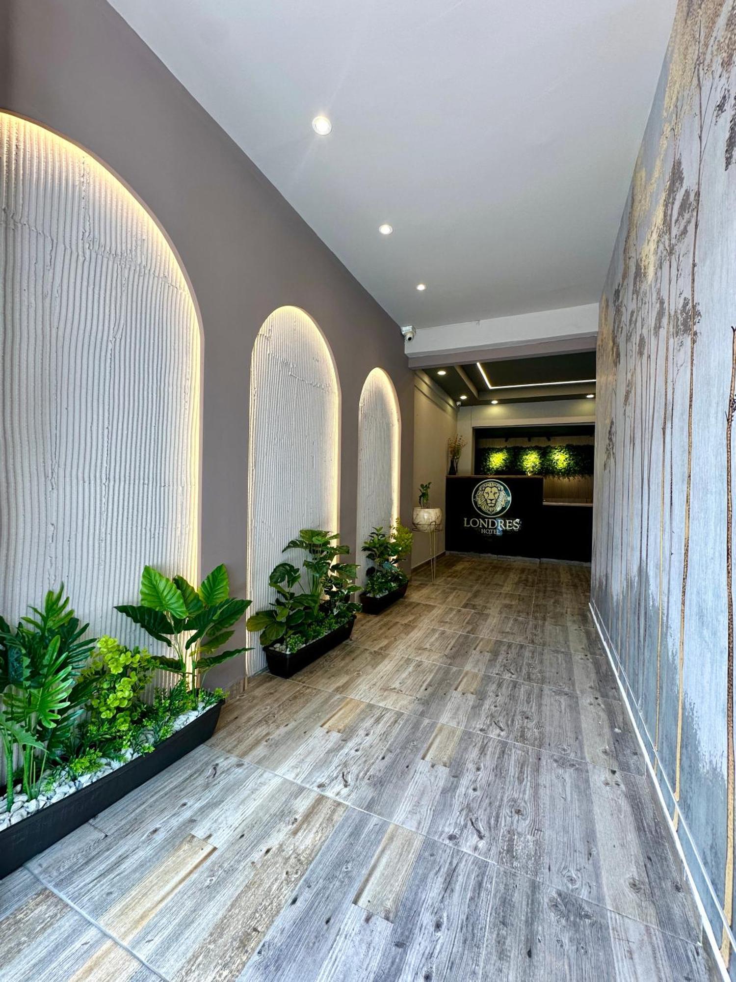 Hotel Londres Valledupar Bagian luar foto